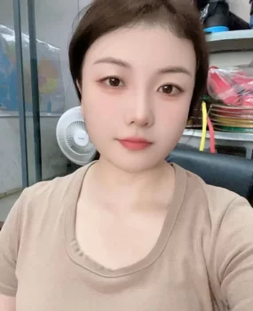 极品美女，百年不遇