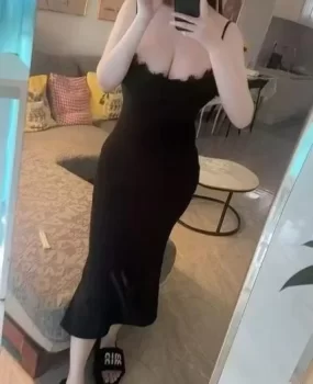 南京翘臀巨乳御姐