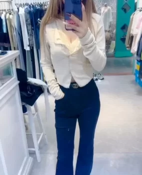 建邺舌吻骚女小海绵