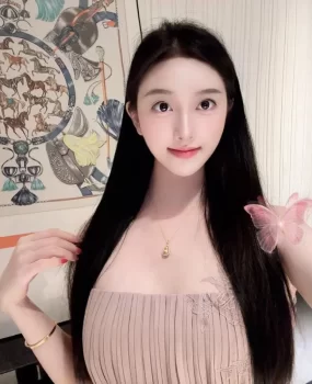 极品温柔漂亮大胸妹