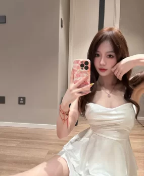 宁波市镇海区极品刚下海大学生小骚货