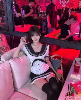 武汉年轻05女大