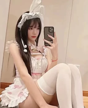 情趣制服兔子酒吧气氛组玩得开让你欲罢不能想要