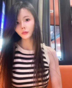 象山区一兼职服装店老板娘