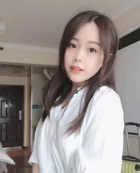 粉嫩妹妹自带教室