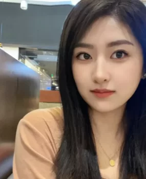 三亚汽车站兼职少妇