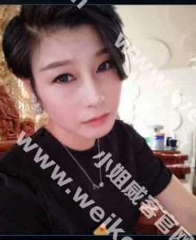 居家妹子兼职的极品尤物