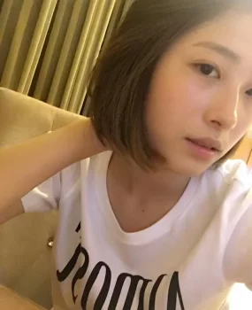 少见的长相很清纯的兼职