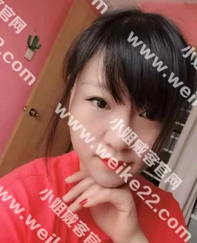 骚到爆炸的骚骚叮儿。。。