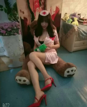 呼市紫衣小姐姐