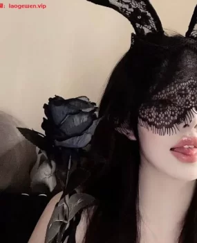 镇江雪白大学生妹，超白奶大